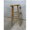 Image 4 : 49" Light-Up Snowman and 29" Wood Stool