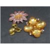 Image 7 : 25 Glass Rhinestone Brooches