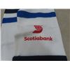Image 3 : 10 New Winnipeg Jets Scarves