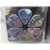 Image 6 : 24 Pkgs New Alien and Skull Guitar Picks w/ Store Display Rack