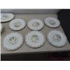 Image 2 : 40-Piece Set of 6 Royal Doulton Mandalay