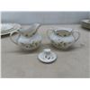 Image 9 : 40-Piece Set of 6 Royal Doulton Mandalay