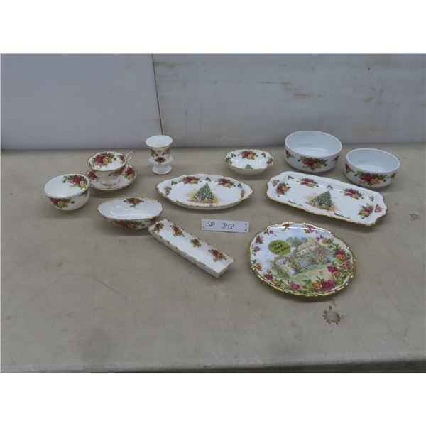 12-Piece Royal Albert Old Country Roses China
