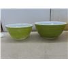 Image 2 : 3 Pyrex Nesting Bowls, 7" to 10-1/2"