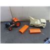 Image 6 : Vintage Die Cast Repair/Parts and Pictures, 14" x 19"