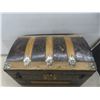 Image 19 : 1870s Canadian Steamer Trunk w/ 2 Original Keys and Tray, 15-1/2" x 24" x 14-1/2"