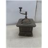 Image 5 : Vintage Coffee Grinder and Carnival Gold Glass Nesting Hen Dish