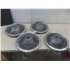 Image 1 : 4 Hubcaps for 1968–1972 Corvette