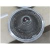 Image 5 : 4 Hubcaps for 1968–1972 Corvette