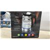 Image 4 : New Cuisinart Glass Kettle