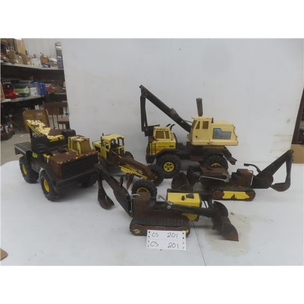 6 Tonka Toys – Trencher, Excavator, Grader