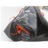 Image 4 : Rightline Gear SUV Tent, 96" x 96" x 86", 4-Person