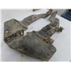 Image 2 : 5th Wheel Hitch Brackets for 2014–2018 GM Truck