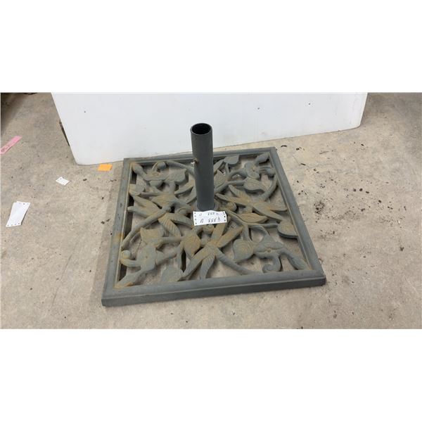 Cast Iron Umbrella Base w/ Decorative Leaf Pattern, Square Design, 24x24"