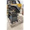 Image 2 : Horizontal Metal Cutting Band Saw on Rolling Base w/ Electric Motor