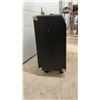 Image 2 : Fender Pro 185 Guitar Amplifier w/ Casters