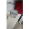 Image 5 : 4 Galvanized Metal Buckets and Containers Including Minnow Bucket