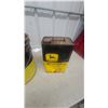 Image 4 : 3 John Deere Oil Cans – Hy-Gard, Hydrostatic Fluid, Special Purpose Oil, Vintage