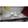 Image 1 : 8-Piece Vintage White Enamelware Collection w/ Red/Blue Trim – Basins, Bowls, Pot