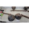 Image 5 : 2 Vintage Automotive Headlights w/ Mounting Brackets and Light Bar