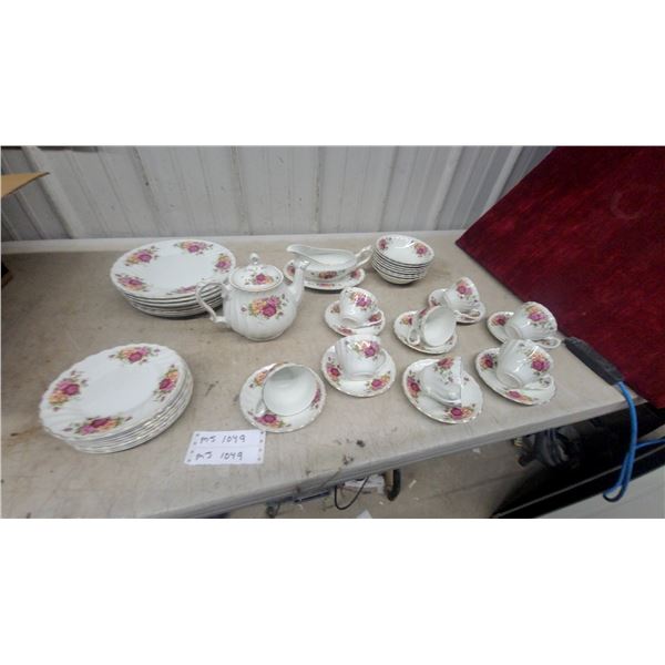 Myott Rose Garden Floral China Tea Set – 43-Piece Place Setting w/ Teapot, Sugar Bowl, Creamer