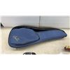 Image 9 : Fender Special Edition Ukulele w/ Padded Gig Bag, Strap, String Winder and Accessories