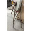 Image 6 : Antique Treadle-Powered 20" Grindstone Wheel w/ Rusty Stand