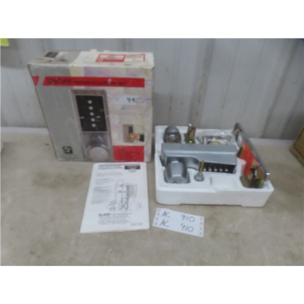 Unican Mechanical Pushbutton Lock, NOS