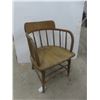 Image 4 : 2 Wooden Arm Chairs