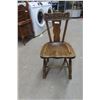 Image 1 : Antique Chair w/ Carved Back