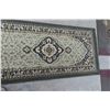 Image 3 : 2 Rug Runners - 26" x 86" and 22" x 92"