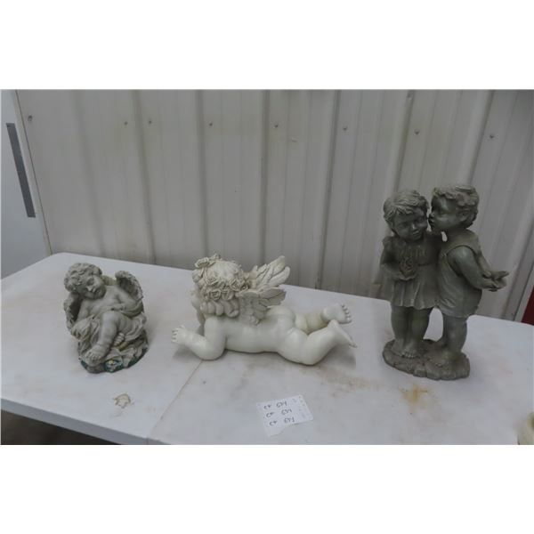 3 Yard Ornaments Including Framed Plastic Angles, Largest 18"