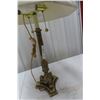 Image 4 : 2 Brass Style Tabletop Lamps