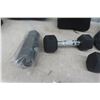 Image 4 : 2 x 7.5 lb Dumbbells w/ Carry Case and Insulated Water Bottle