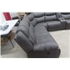 Image 9 : Leather/Leather Style 4-Piece Reclining Sectional, 108" x 92"