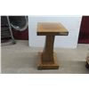 Image 1 : Pedestal Stand, 27" x 14" x 14"