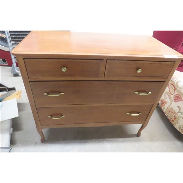 Dresser, 34" x 40" x 19"