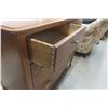 Image 5 : Dresser, 34" x 40" x 19"