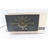Image 1 : Vintage Fleetwood Model 5000 Bakelite Radio
