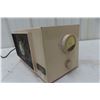 Image 4 : Vintage Fleetwood Model 5000 Bakelite Radio