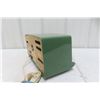 Image 9 : Vintage Viking Bakelite Radio, Green