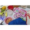 Image 5 : Vintage Children's Cookware Toys – Muppet Apron, Toaster +