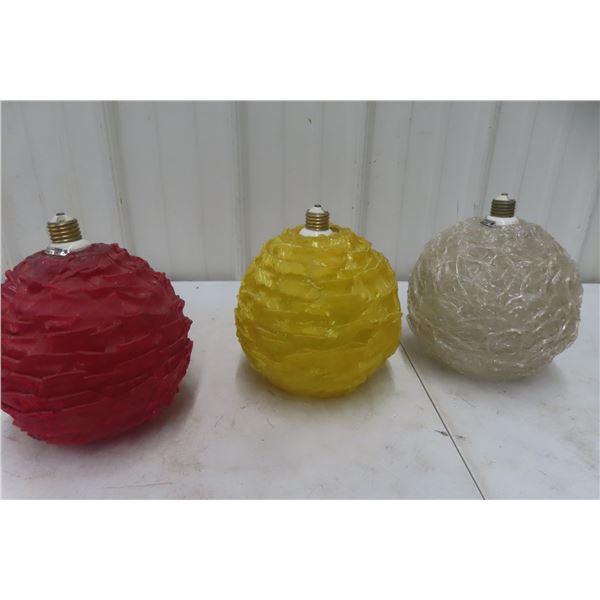 3 MCM Spaghetti Lamp Shades, 8"