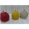 Image 1 : 3 MCM Spaghetti Lamp Shades, 8"