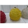 Image 3 : 3 MCM Spaghetti Lamp Shades, 8"