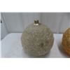 Image 2 : 2 MCM Spaghetti Lamp Shades, 10"