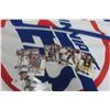 Image 8 : Winnipeg Jets Flag and Hockey Cards