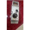 Image 5 : Bell & Howell Sun Dial 323 8mm Movie Camera with Original Box