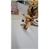 Image 6 : Carved Wooden Floral Sculpture with Sunflowers and Bird Figurine, Decorative Folk Art Set