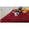 Image 6 : Lot of 7 Vintage Character Toys Incl Snoopy, Talking Bugs Bunny and Duck Figures Vintage